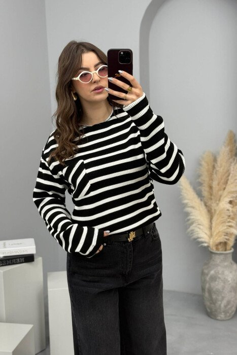 STRIPED DESIGN POCKET DETAIL WOMEN SWEATER BLACK/ E ZEZE - 3