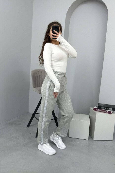 STRIPED ONE COLOR FLUFFY WOMEN SWEATPANTS LIGHT GREY/GZ - 2