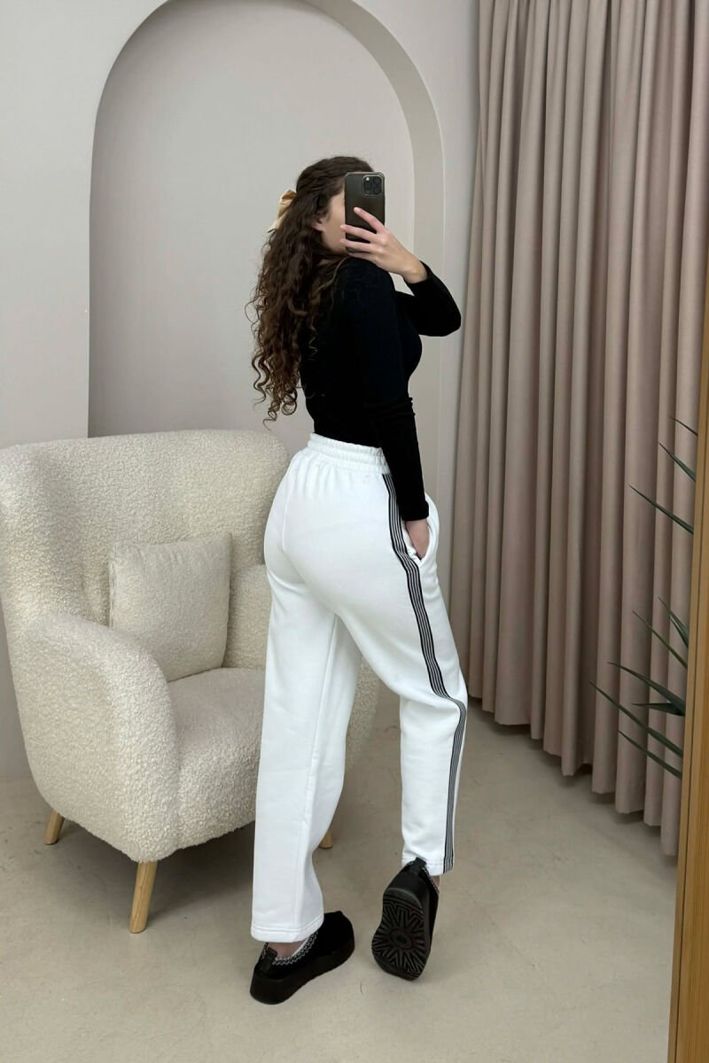 STRIPED ONE COLOR FLUFFY WOMEN SWEATPANTS WHITE-E BARDHE - 3