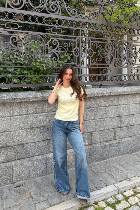 T-SHIRT PER FEMRA NE NGJYRE TE VERDHE - 4