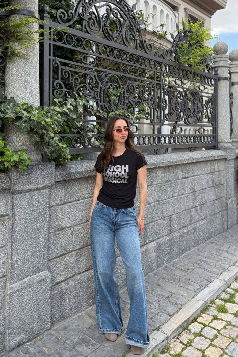 T-SHIRT PER FEMRA NE NGJYRE TE ZEZE - 4