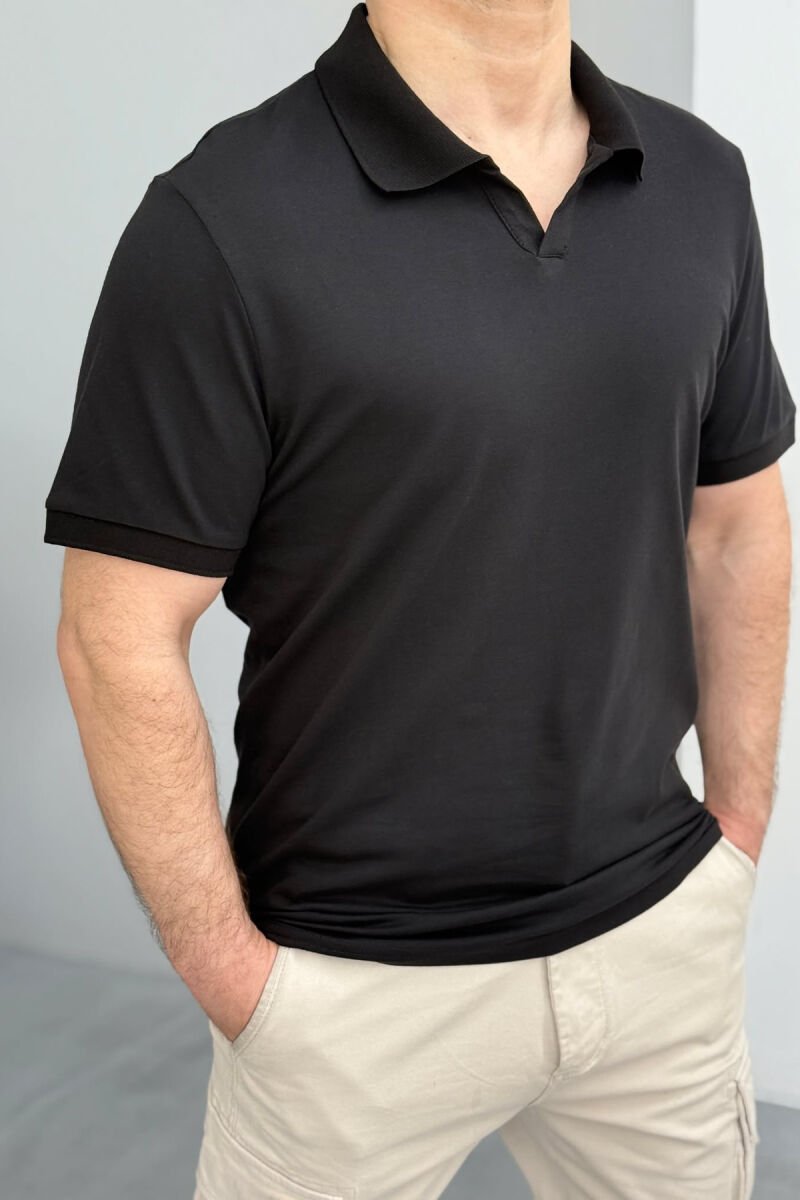 T-SHIRT E THJESHTË PËR MESHKUJ NË NGJYRË TË ZEZË - 1