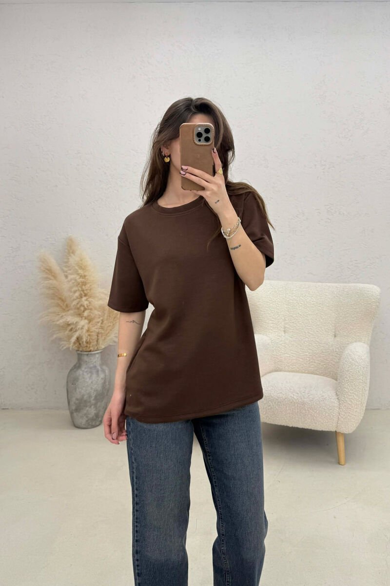 T-SHIRT I THJESHTE PER FEMRA NE NGJYRE KAFE - 1
