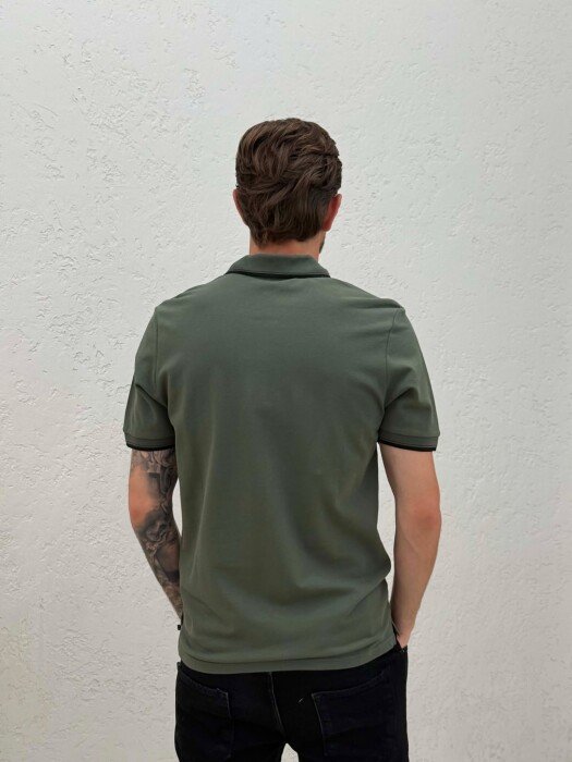 T-SHIRT I THJESHTE ME JAKE POLO PER MESHKUJ NE NGJYRE ULLI - 2