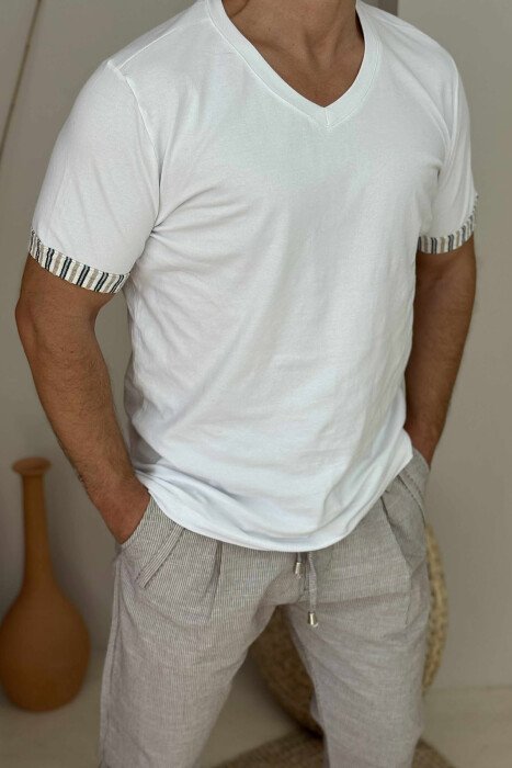 T-SHIRT I THJESHTË ME JAKË V PËR MESHKUJ NË NGJYRËN E BARDHË - 3