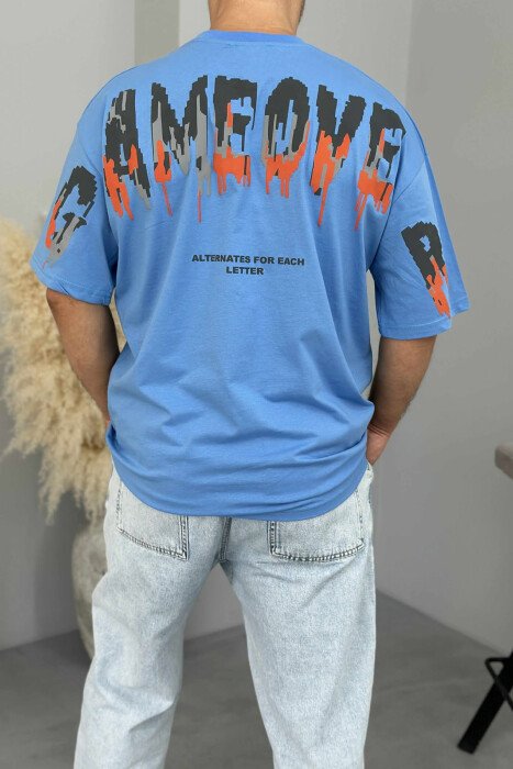 T-SHIRT I THJESHTË ME SHKRIME PËR MESHKUJ NË NGJYRËN BLU E ZBARDHUR - 2