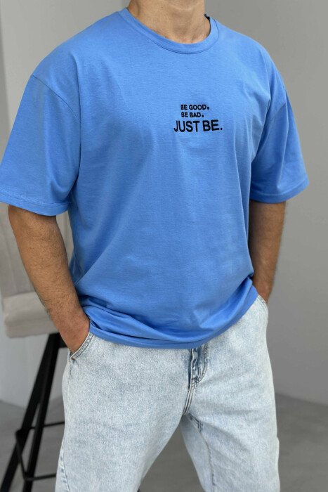 T-SHIRT I THJESHTË ME SHKRIME PËR MESHKUJ NË NGJYRËN BLU - 2