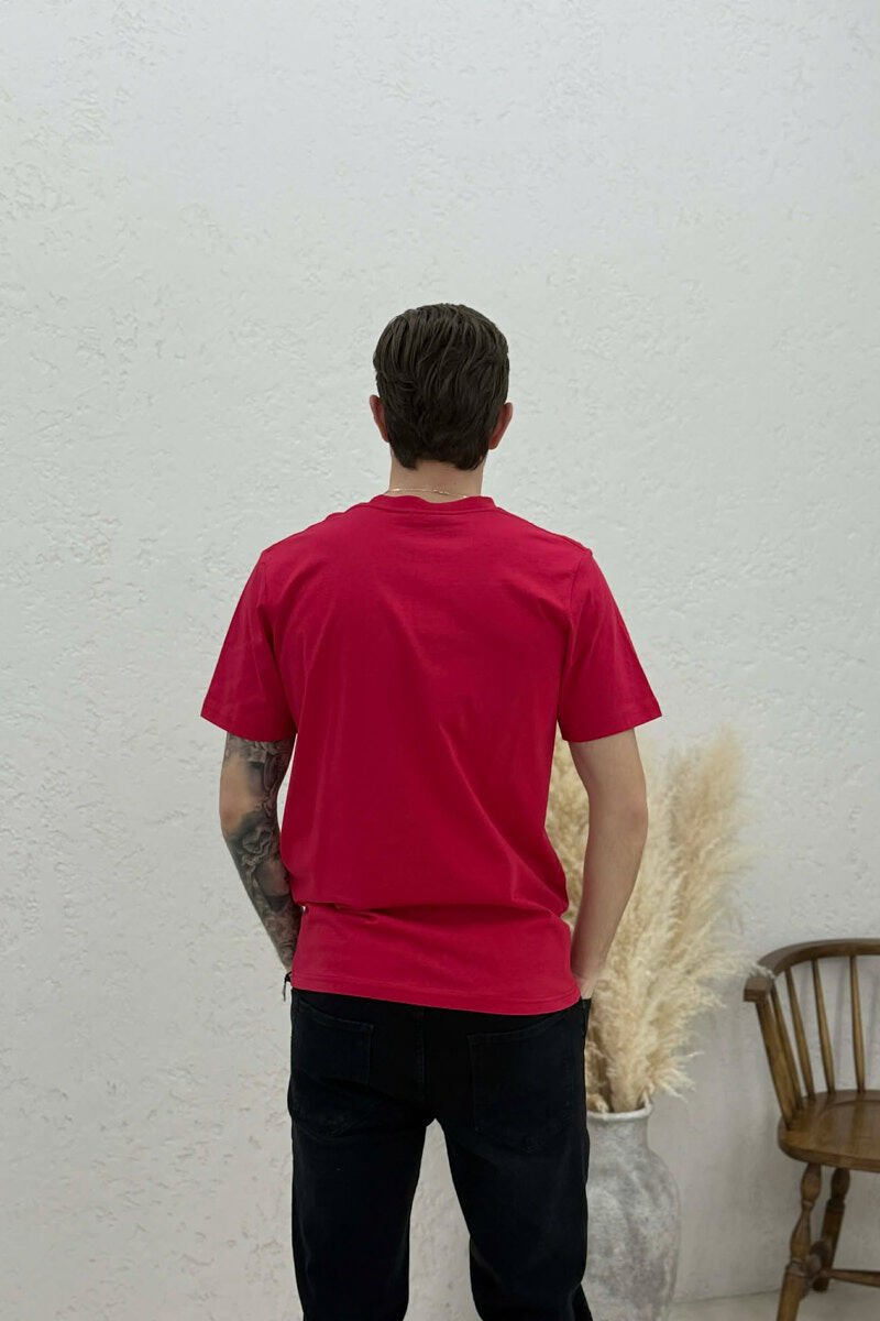 T-SHIRT I THJESHTË ME SHKRIME PËR MESHKUJ NË NGJYRËN E KUQE - 4