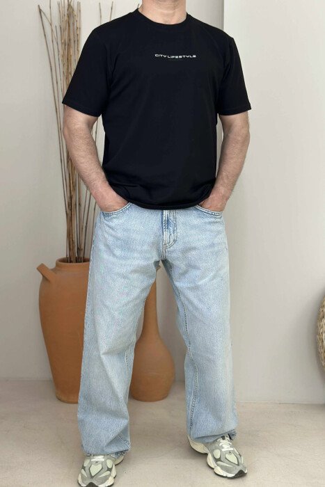 T-SHIRT I THJESHTË ME SHKRIME PËR MESHKUJ NË NGJYRËN E ZEZË - 3
