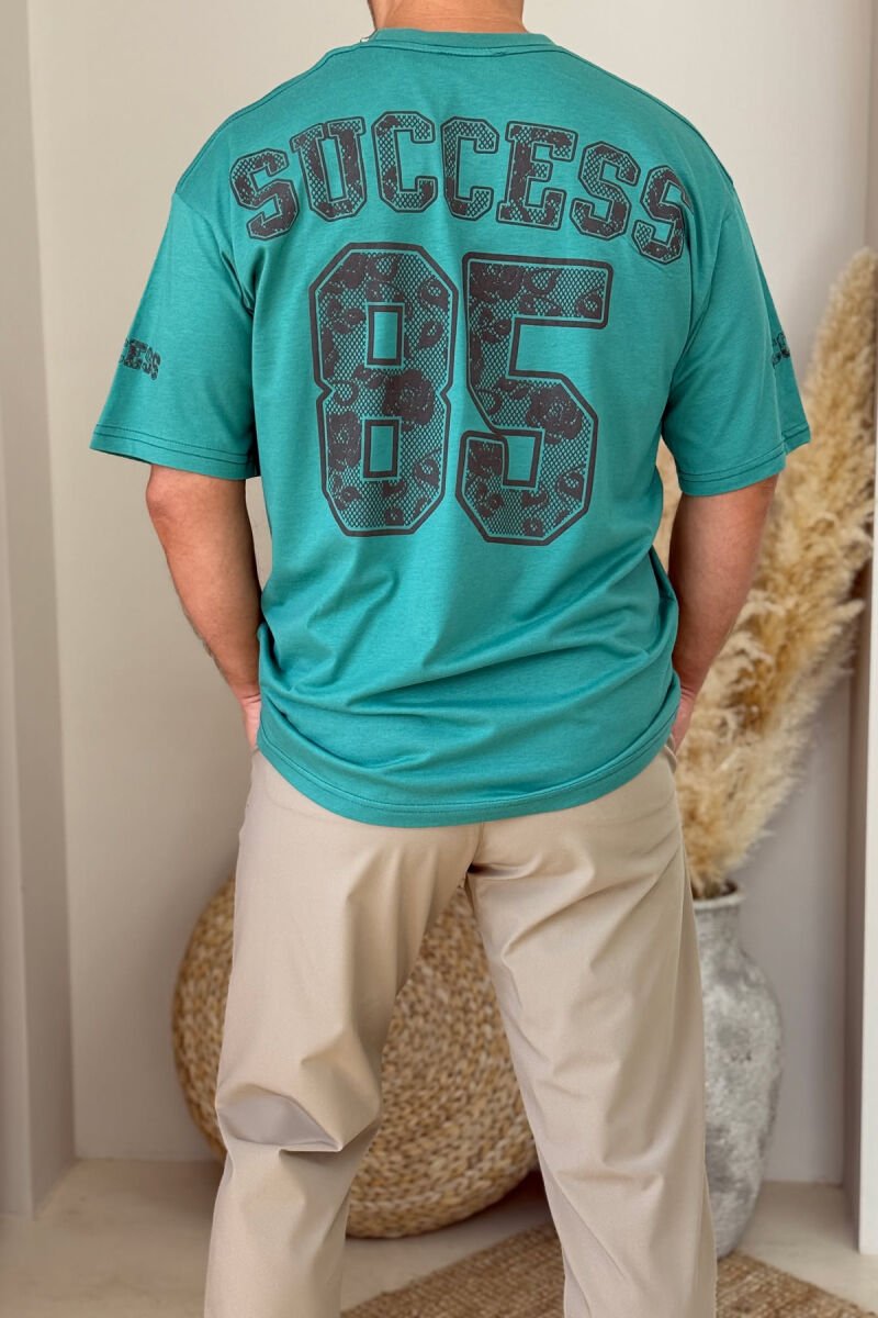 T-SHIRT I THJESHTË ME SHKRIME PËR MESHKUJ NË NGJYRËN JESHILE - 3