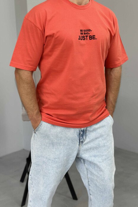 T-SHIRT I THJESHTË ME SHKRIME PËR MESHKUJ NË NGJYRËN PORTOKALLI - 1