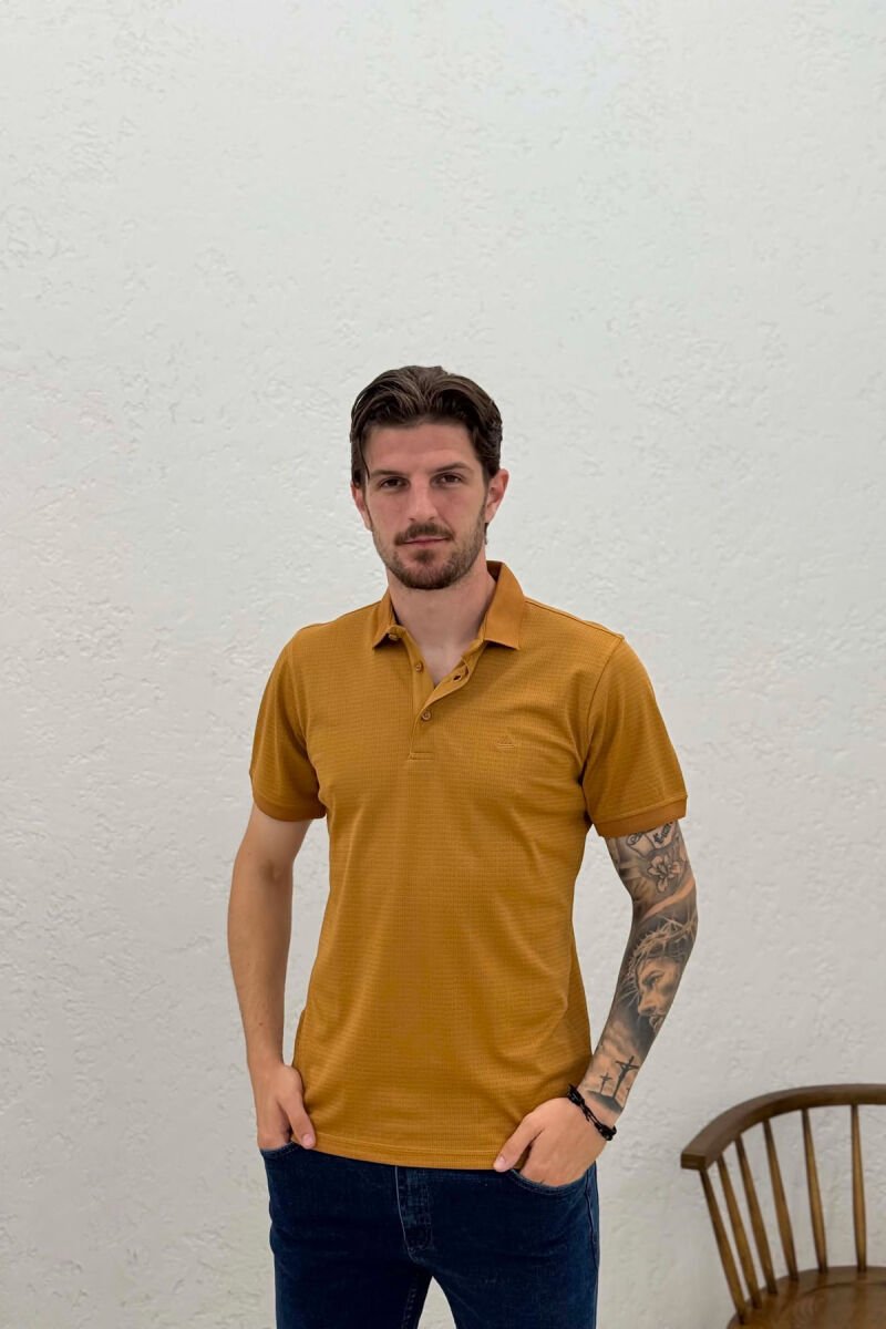 T-SHIRT I THJESHTE ME JAKE POLO PER MESHKUJ NE NGJYRE KAFE - 1
