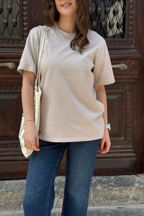 T-SHIRT I THJESHTE PER FEMRA NE NGJYRE BEZHE TE ZBARDHUR + 6 PALE ÇORAPE DHURATE - 4