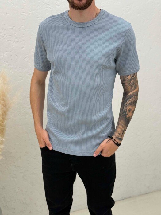T-SHIRT I THJESHTE NJE NGJYRESH PER MESHKUJ NE NGJYRE GRI - 4