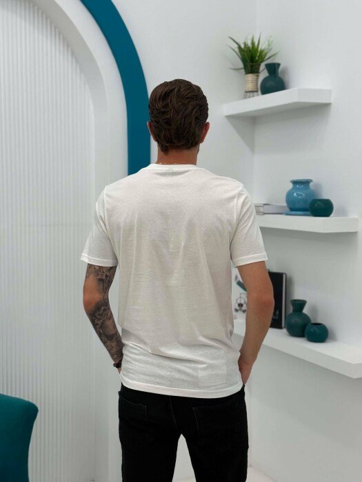 T-SHIRT I THJESHTE NJE NGJYRESH PER MESHKUJ NE NGJYRE TE BARDHE - 2