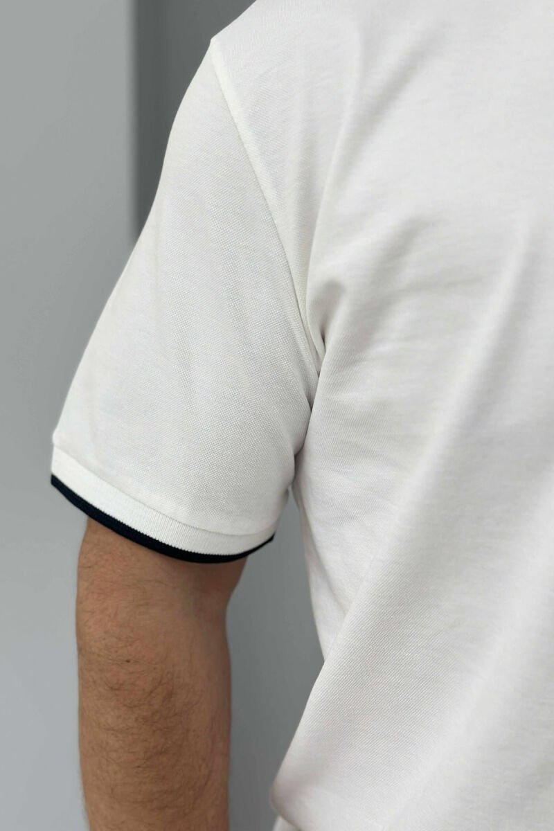 T-SHIRT NJË NGJYRËSH I THJESHTË PËR MESHKUJ NË NGJYRËN E BARDHË - 4