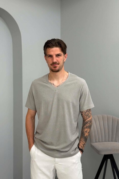 T-SHIRT I THJESHTË NJË NGJYRËSH PËR MESHKUJ NË NGJYRËN GRI - 2