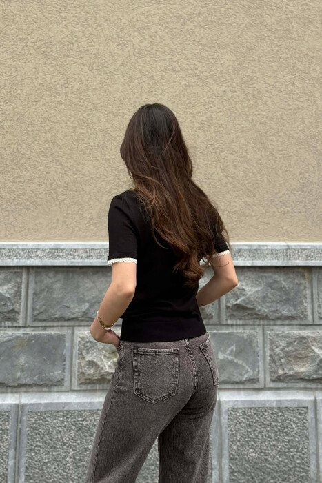 T-SHIRT ME DETAJ DANTELLE PER FEMRA NE NGJYRE TE ZEZE - 3