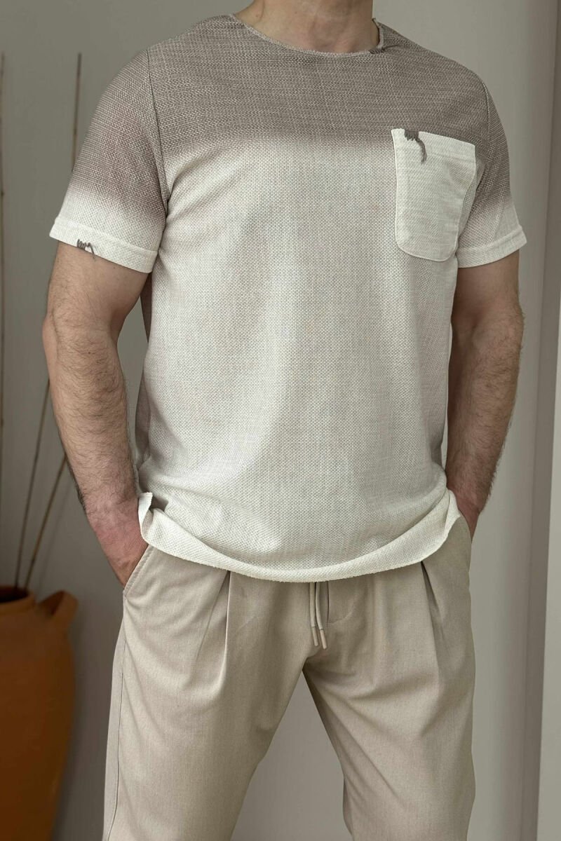 T-SHIRT ME DETAJE TË THJESHTA ME XHEP PËR MESHKUJ NË NGJYRËN BEZHË+KREM - 2
