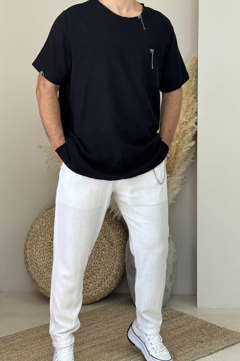 T-SHIRT ME DETAJIN E XHEPIT PËR MESHKUJ NË NGJYRËN E ZEZË - 1