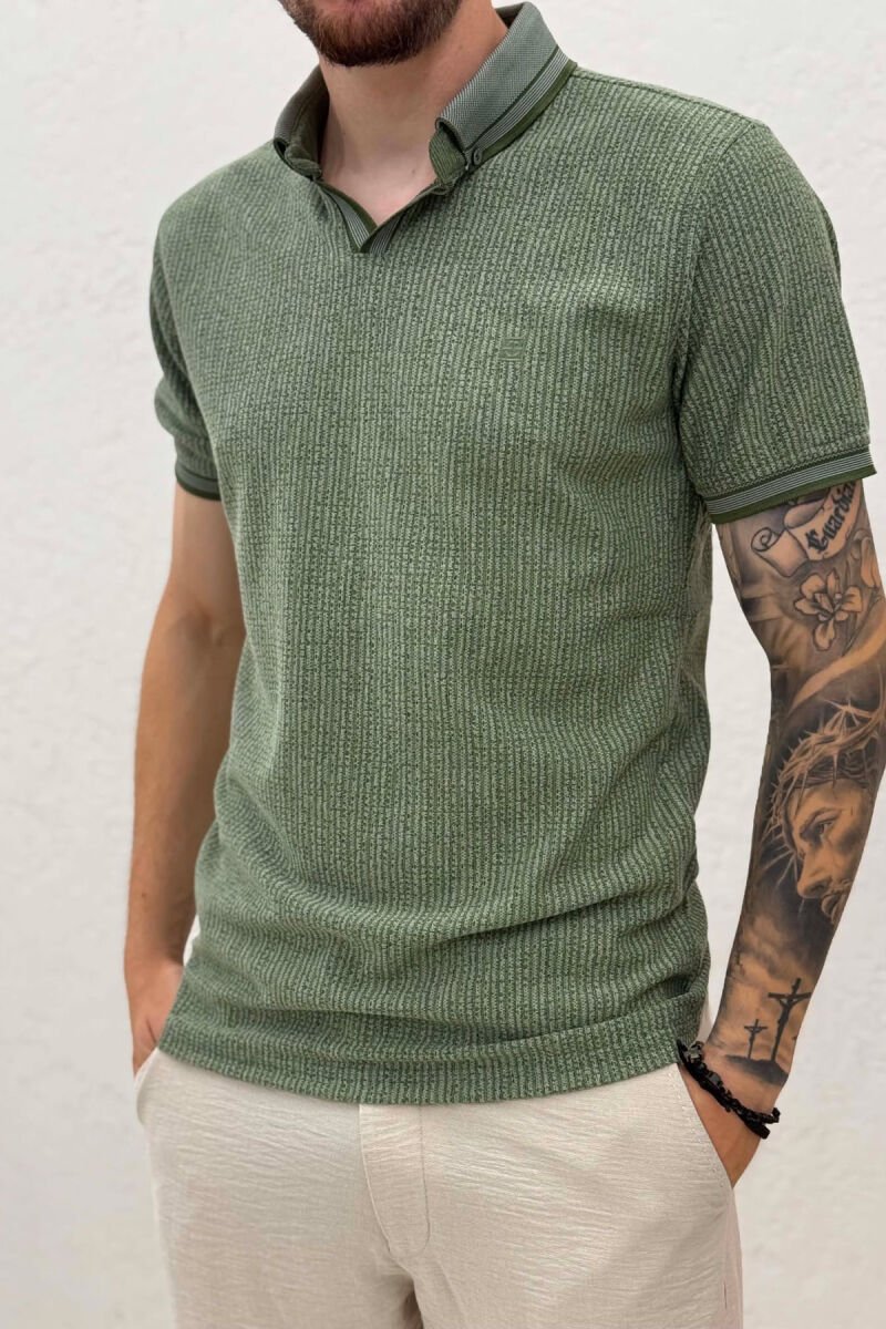 T-SHIRT ME DIZJAN DHE JAKE POLO PER MESHKUJ NE NGJYRE JESHILE - 4