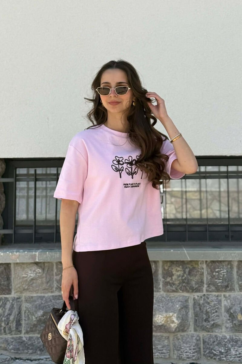 T-SHIRT ME DIZAJN PER FEMRA NE NGJYRE ROZE - 2