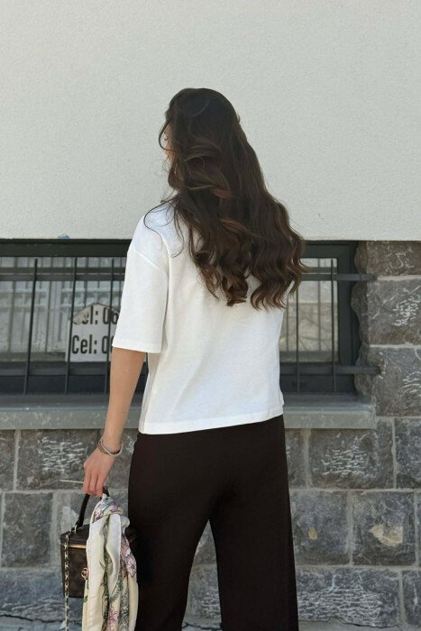 T-SHIRT ME DIZAJN PER FEMRA NE NGJYRE TE BARDHE - 4