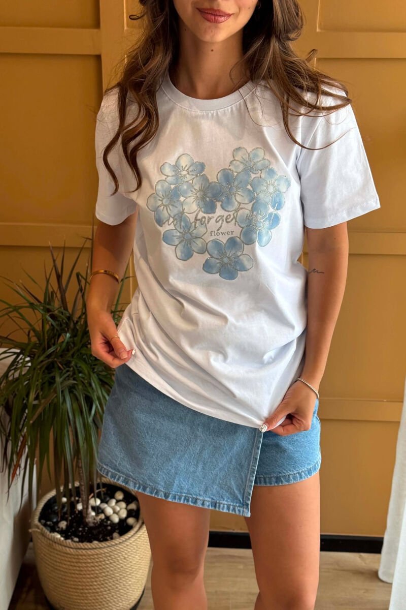 T-SHIRT ME DIZAJN PER FEMRA NE NGJYRE TE BARDHE - 5