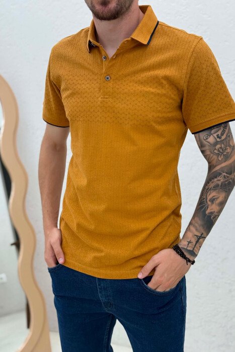 T-SHIRT ME DIZAJNE ME JAKE POLO PER MESHKUJ NE NGJYRE KAFE TE ZBARDHUR - 2