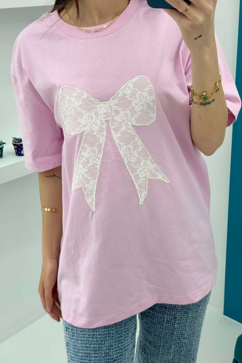T-SHIRT ME DIZAJNIN E FJONGOS PËR FEMRA NË NGJYRËN ROZË - 4