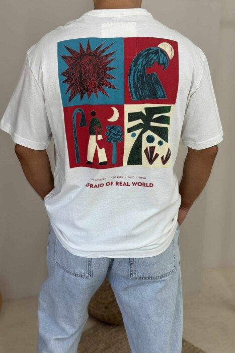  T-SHIRT ME DIZANJE PARA DHE MBRAPA PËR MESHKUJ NË NGJYRËN E BARDHË - 3