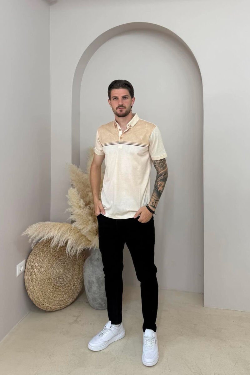 T-SHIRT ME DIZAJN DHE JAKE POLO PER MEHSKLUIJ NE NGJYRE BEZHE TE ZBARDHUR - 3