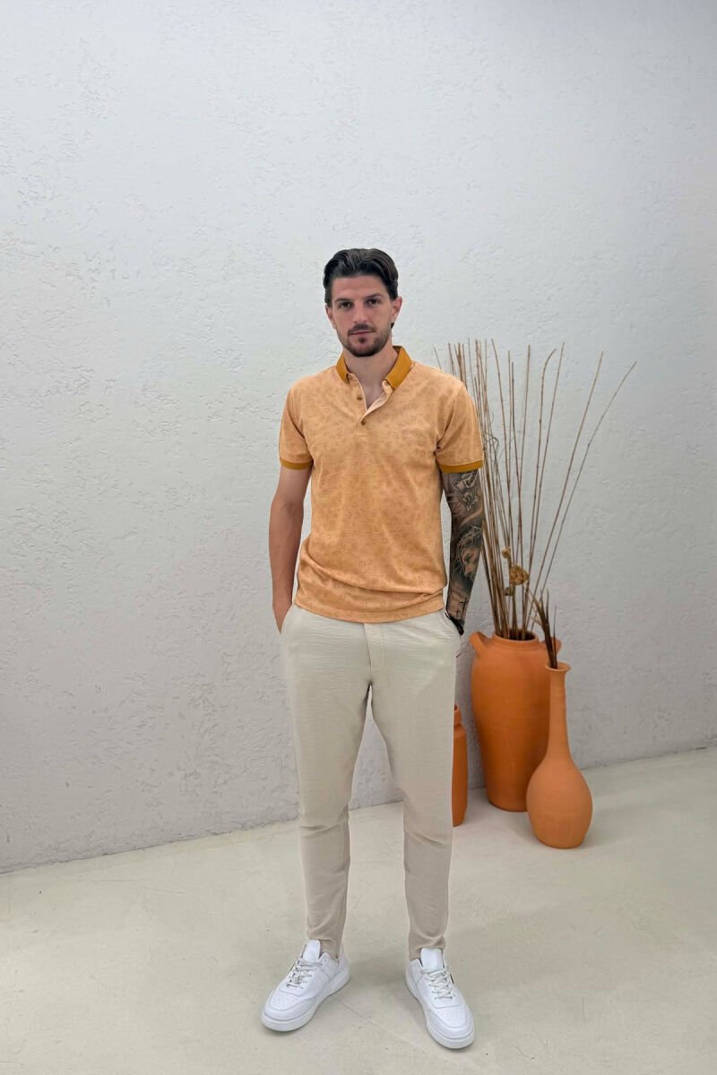T-SHIRT ME DIZJAN DHE JAKE POLO PER MESHKUJ NE NGJYRE MUSTARDE - 2