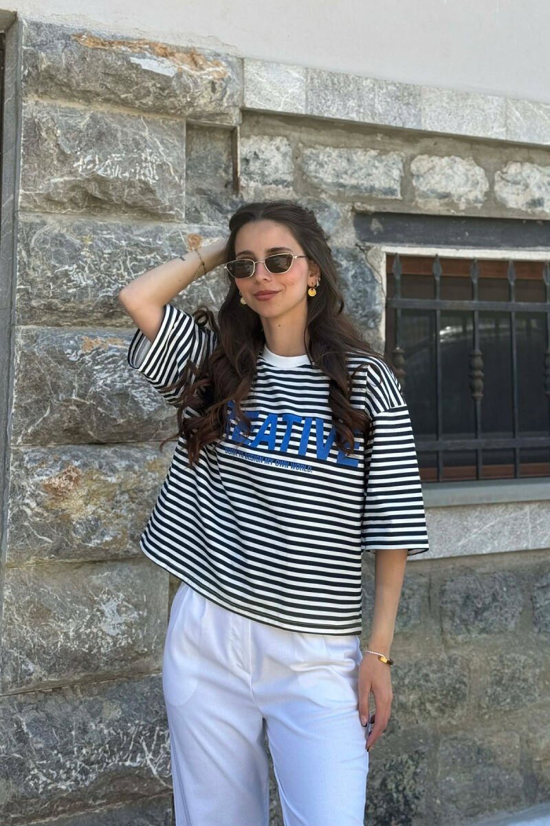 T-SHIRT ME DIZAJN VIJASH PER FEMRA NE NGJYRE TE BARDHE ME BLU - 6