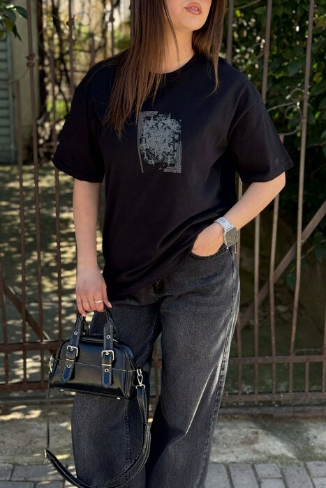 T-SHIRT ME IMAZH PARA & PAS PER FEMRA NE NGJYRE TE ZEZE + 6 PALE ÇORAPE DHURATE - 3