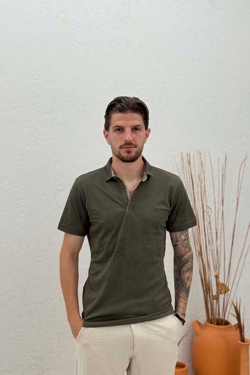T-SHIRT ME JAKE POLO DHE ME DIZAJN PER MESHKUJ NE NGJYRE JESHILE - 1