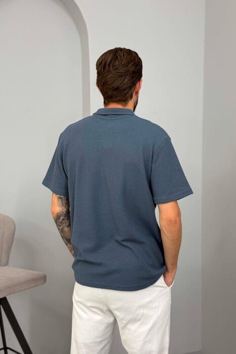 T-SHIRT ME JAKE POLO I TEKSTURUAR NE NGJYRE BLU - 2