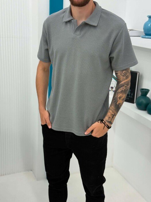 T-SHIRT ME JAKE POLO I TEKSTURUAR NE NGJYRE GRI - 4
