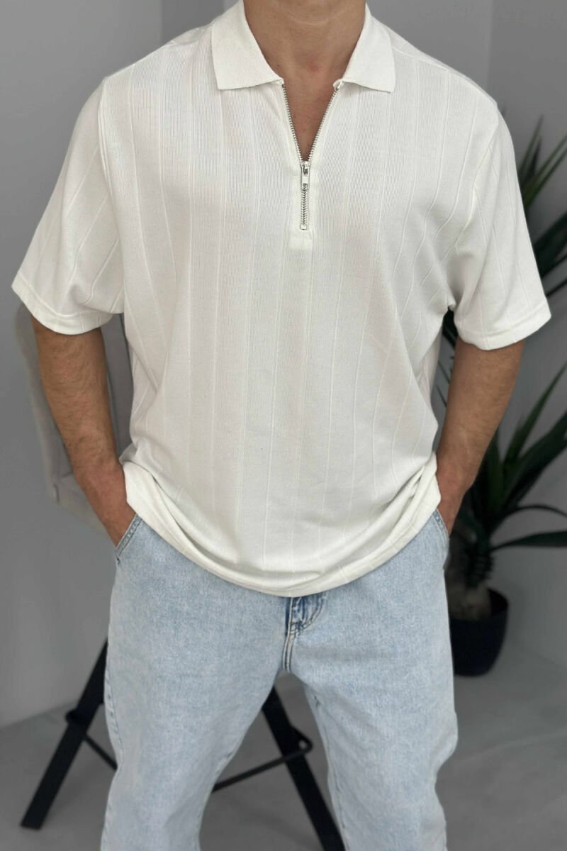 T-SHIRT ME JAKË POLO ME ZINXHIR PËR MESHKUJ NË NGJYRËN E BARDHË - 2