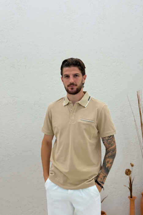 T-SHIRT ME JAKE POLO PER MESHKUJ NE NGJYRE BEZHE 
