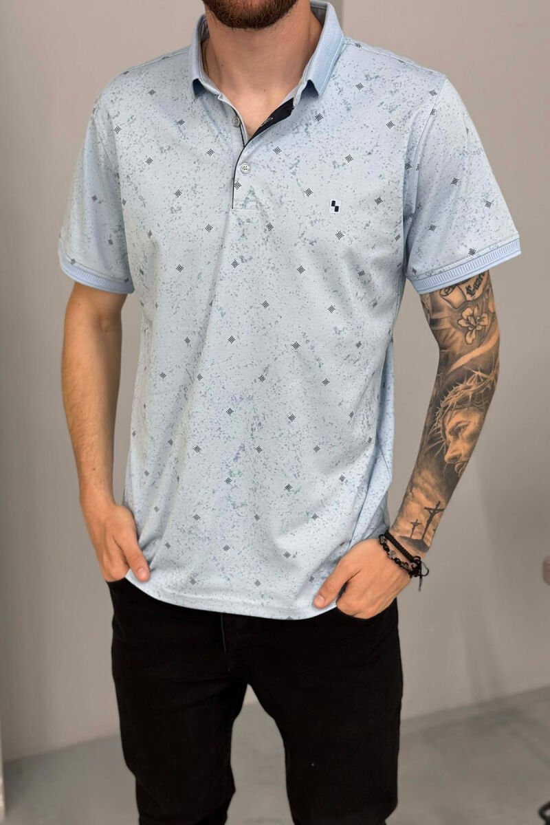 T-SHIRT ME JAKE POLO PER MESHKUJ NE NGJYRE BLU TE ZBARDHUR - 2