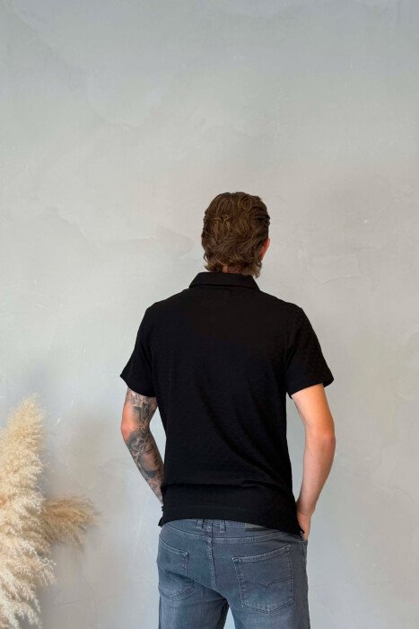 T-SHIRT ME JAKE POLO PER MESHKUJ NE NGJYRE TE ZEZE - 2