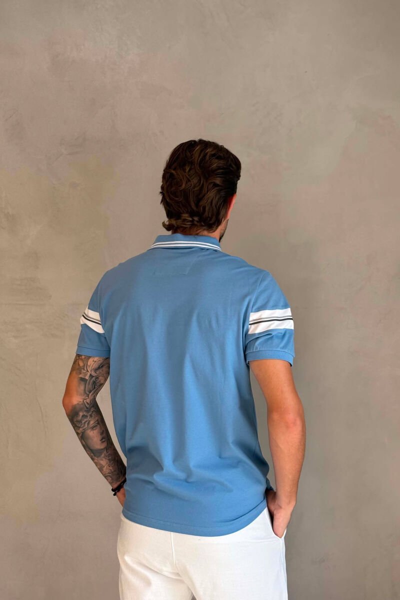 T-SHIRT ME JAKE POLO PER MESHKUJ NE NGJYRE BLU TE ZBARDHUR - 4