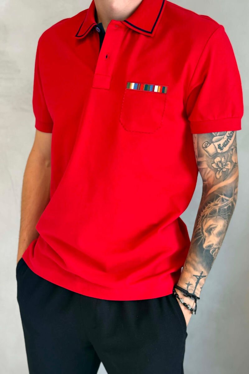 T-SHIRT ME JAKE POLO PER MESHKUJ NE NGJYRE TE KUQE - 4