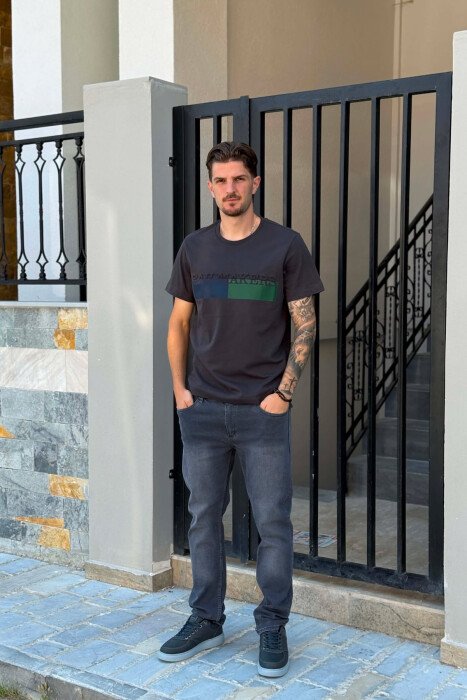 T-SHIRT ME JAKE RRETHORE ME SHKRIME PARA PER MESHKUJ NE NGJYRE GRI DHE BLU - 4