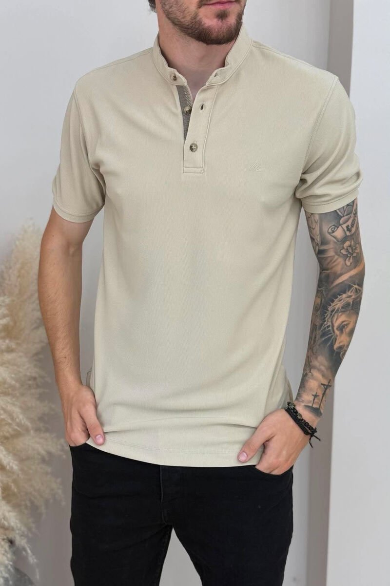 T SHIRT ME JAKE TE RRUMBULLAKET PER MESHKUJ NE NGJYRE BEZHE - 3