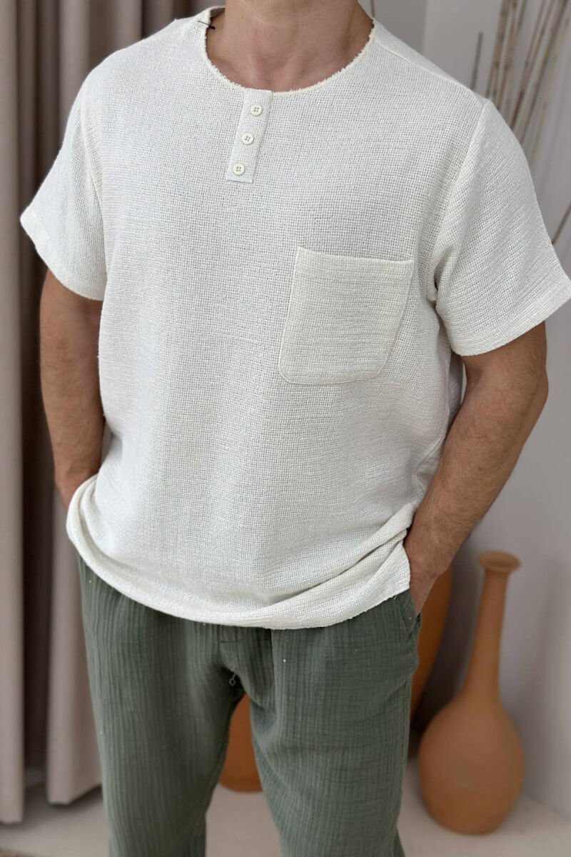 T-SHIRT ME KOPSA ME DETAJIN E XHEPIT PËR MESHKUJ NË NGJYRËN KREM - 2