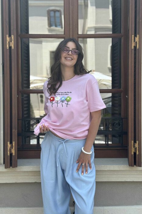 T-SHIRT ME LULE TË QËNDISURA PËR FEMRA NË NGJYRËN ROZË - 4