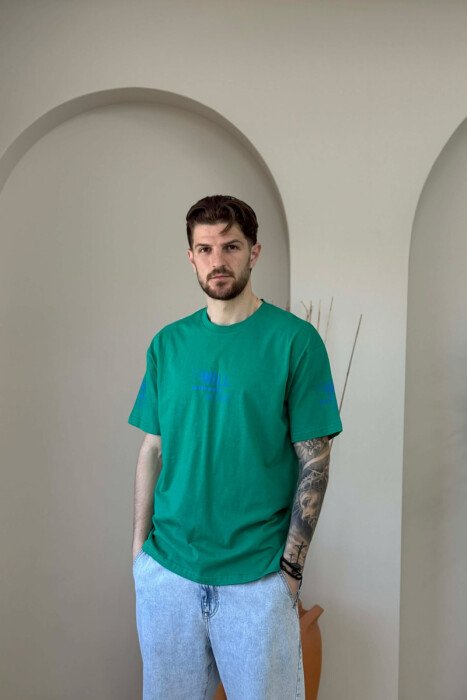 T-SHIRT ME SHKRIM PARA & PAS PER MESHKUJ NE NGJYRE JESHILE - 3