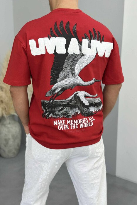 T-SHIRT ME SHKRIME DHE IMAZH PËR MESHKUJ NË NGJYRËN E KUQE - 5